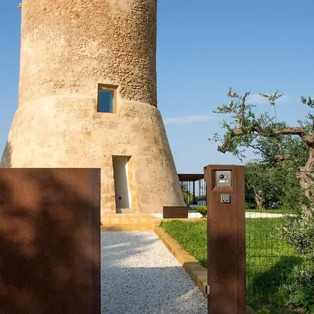 Torre *